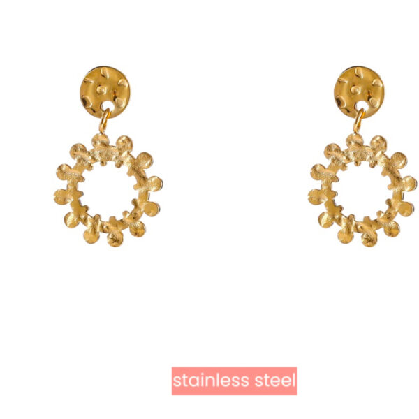 Go Dutch Label Earring Small Flower Dangle